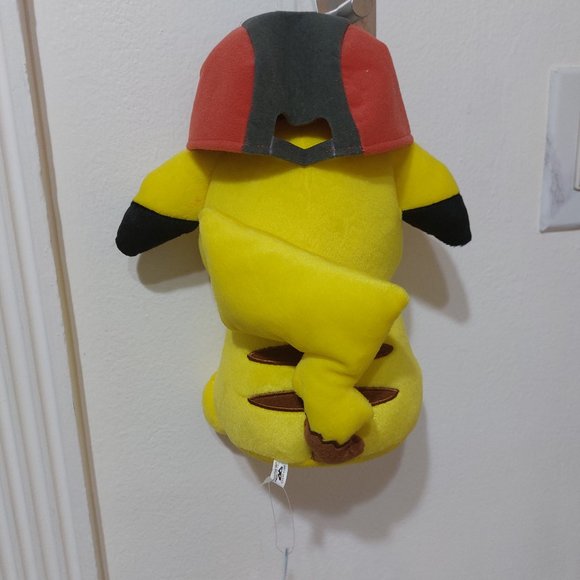 Pokemon The Movie Pikachu With Ash’s Hat Plush Yellow Smiling Cutie - Picture 4 of 11